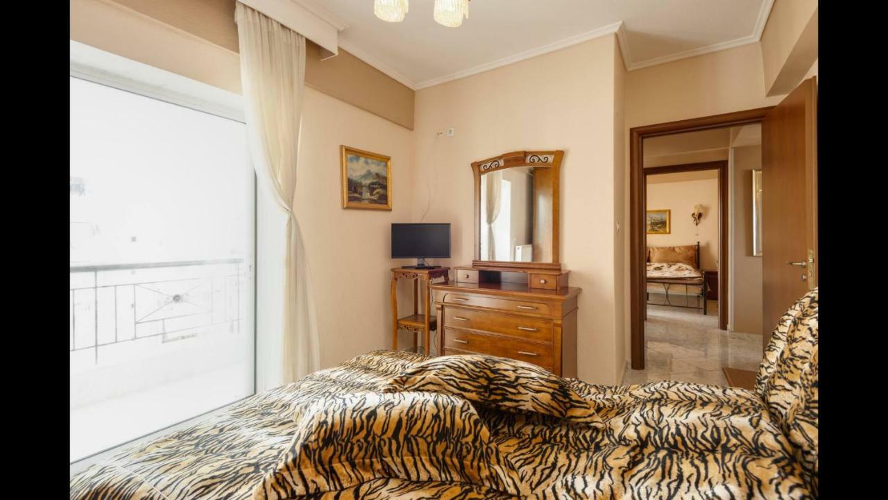 Third Floor Lux Apartment With Nice View Thessalonique Extérieur photo